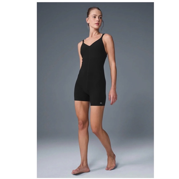 ALO Yoga Pants - ALO Yoga Alosoft Suns Out Onesie Black V-Neck Bodysuit Size Small